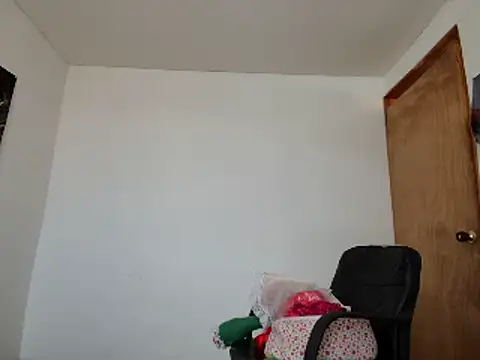 Snapshot of givana_love chatting on 18, 3, 2025 givana love online show from 18, 3, 2025