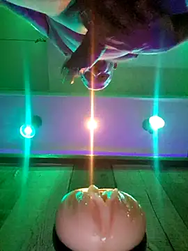 RomWoolf online show from 24, 2, 2025