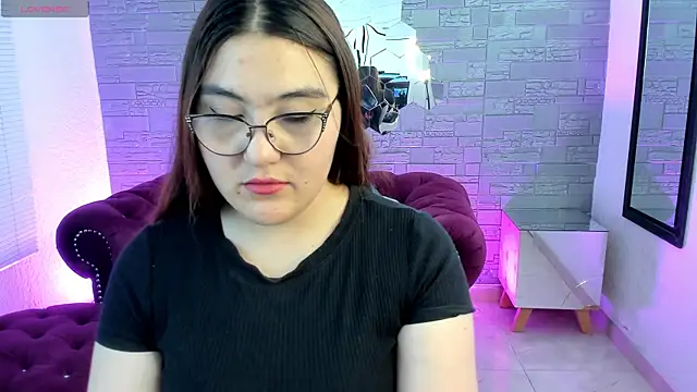 Snapshot of conniejames_m chatting on 30, 10, 2025 conniejames m online show from 30, 10, 2025