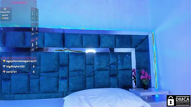 Venus velez  online show from 28, 12, 2024