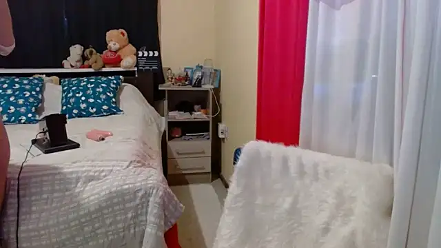 Snapshot of Brunna_Ella chatting on 25, 6, 2026 Brunna Ella online show from 25, 6, 2026