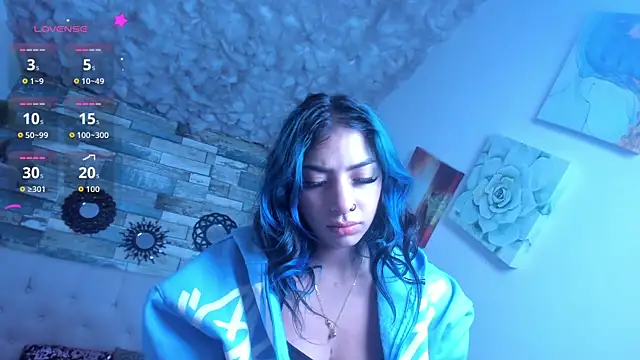 Snapshot of SaturnooStonee chatting on 8, 7, 2026 SaturnooStonee online show from 8, 7, 2026