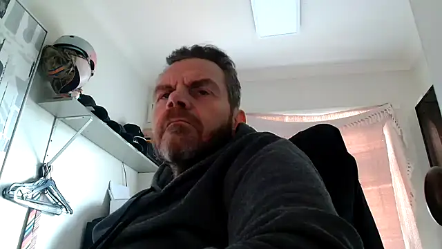 Snapshot of toptugger chatting on 21, 1, 2025 toptugger online show from 21, 1, 2025