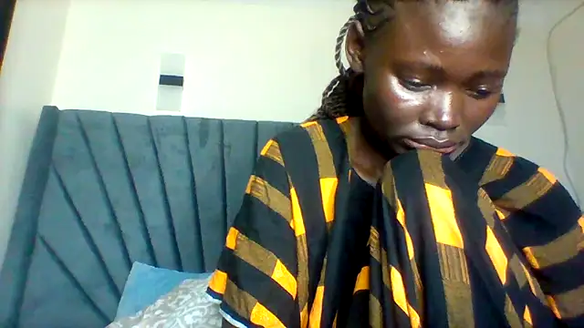 Snapshot of Hope_beib chatting on 6, 5, 2026 Hope beib online show from 6, 5, 2026