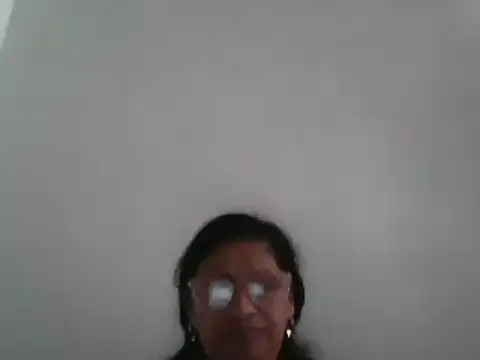 Snapshot of titssmall123 chatting on 18, 12, 2024 titssmall123 online show from 18, 12, 2024