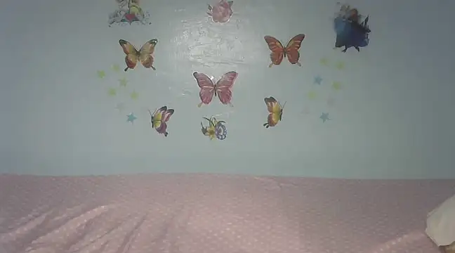 laetitia  online show from 28, 2, 2025