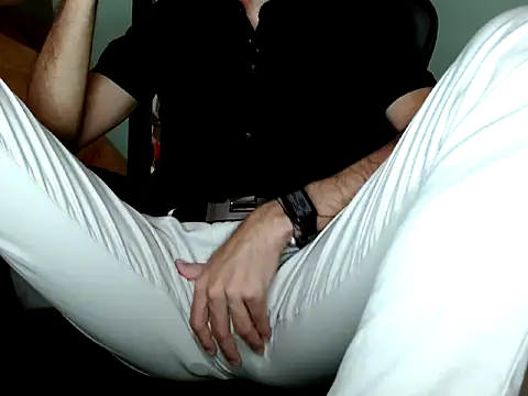 Snapshot of Tomas_Tylor chatting on 7, 3, 2026 Tomas Tylor online show from 7, 3, 2026