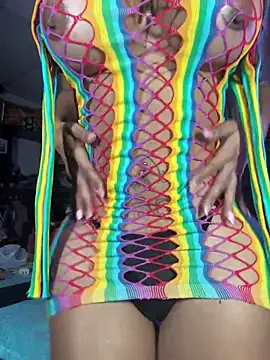 Snapshot of saragill323 chatting on 2, 11, 2025 saragill323 online show from 2, 11, 2025