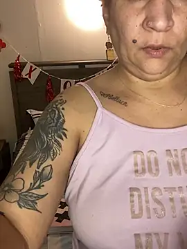 ladycreamypr2 online show from 17, 2, 2026