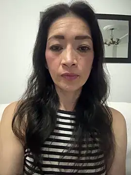 Snapshot of Yulia_sx chatting on 10, 4, 2026 Yulia sx online show from 10, 4, 2026