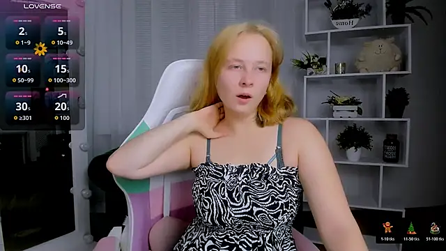 Snapshot of Ketrin_n_ chatting on 24, 11, 2025 Ketrin n online show from 24, 11, 2025