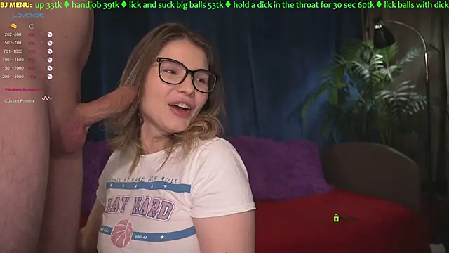 Snapshot of helena_play chatting on 5, 1, 2026 helena play online show from 5, 1, 2026