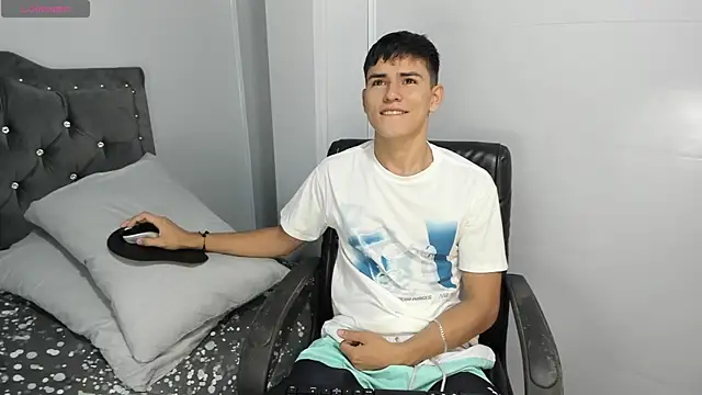 Jacobb Lee online show from 31, 12, 2024