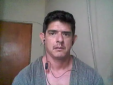 Snapshot of Marobronco chatting on 30, 11, 2025 Marobronco online show from 30, 11, 2025