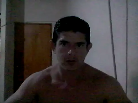 Snapshot of Marobronco chatting on 17, 12, 2025 Marobronco online show from 17, 12, 2025