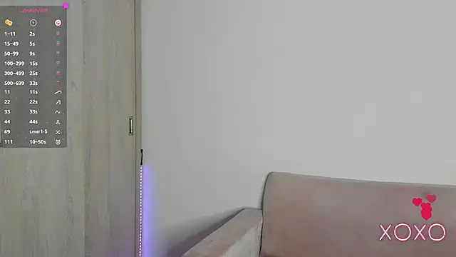 Lilacutte  online show from 17, 9, 2025