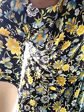 Snapshot of Hot-rubina chatting on 21, 10, 2025 Hot-rubina online show from 21, 10, 2025