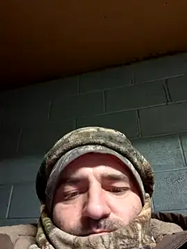 Snapshot of scottyir1585 chatting on 19, 1, 2026 scottyir1585 online show from 19, 1, 2026