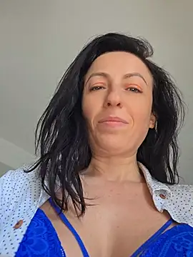Snapshot of lovewildguy1 chatting on 4, 6, 2026 lovewildguy1 online show from 4, 6, 2026