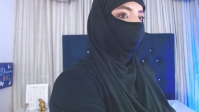 Snapshot of Uzra_hayed chatting on 27, 12, 2024 Uzra hayed online show from 27, 12, 2024