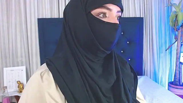 Snapshot of Uzra_hayed chatting on 28, 12, 2024 Uzra hayed online show from 28, 12, 2024