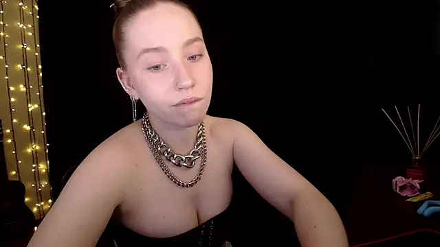 Snapshot of SindiWatsoon chatting on 14, 6, 2026 SindiWatsoon online show from 14, 6, 2026
