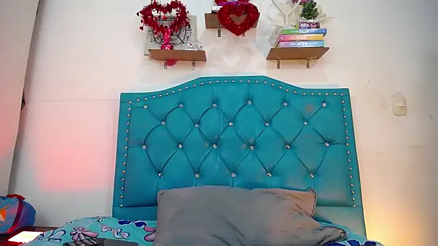 Snapshot of luly_pink chatting on 13, 2, 2025 luly pink online show from 13, 2, 2025