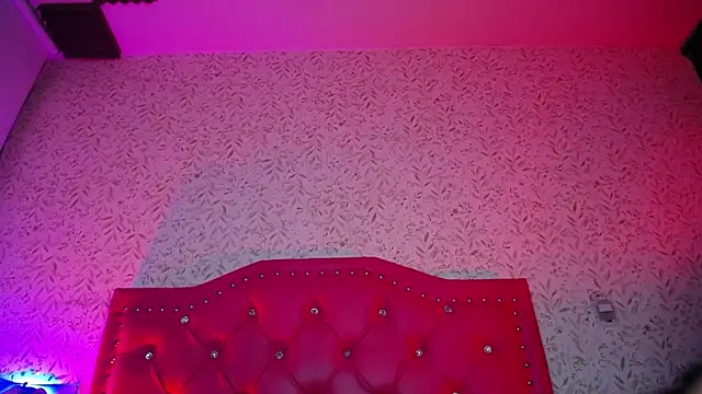 Snapshot of luly_pink chatting on 25, 9, 2025 luly pink online show from 25, 9, 2025