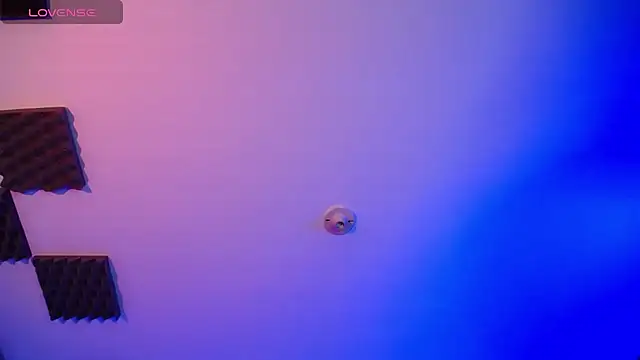 Snapshot of luly_pink chatting on 4, 11, 2025 luly pink online show from 4, 11, 2025