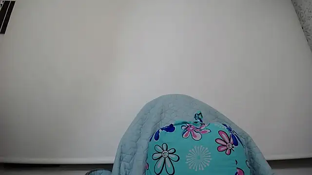 Snapshot of luly_pink chatting on 30, 11, 2025 luly pink online show from 30, 11, 2025