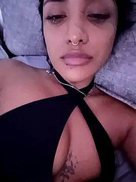 VictoireFeller online show from 8, 10, 2025