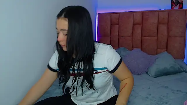 Snapshot of nahia__2 chatting on 6, 11, 2025 nahia 2 online show from 6, 11, 2025