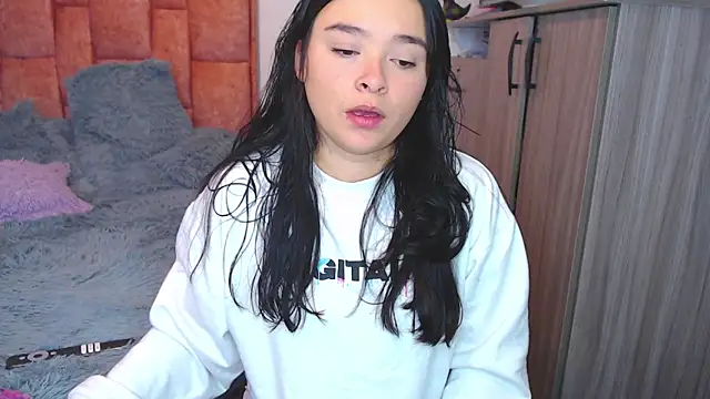 Snapshot of nahia__2 chatting on 24, 11, 2025 nahia 2 online show from 24, 11, 2025