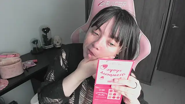 Snapshot of _hikaru_arimura chatting on 2, 4, 2026 hikaru arimura online show from 2, 4, 2026