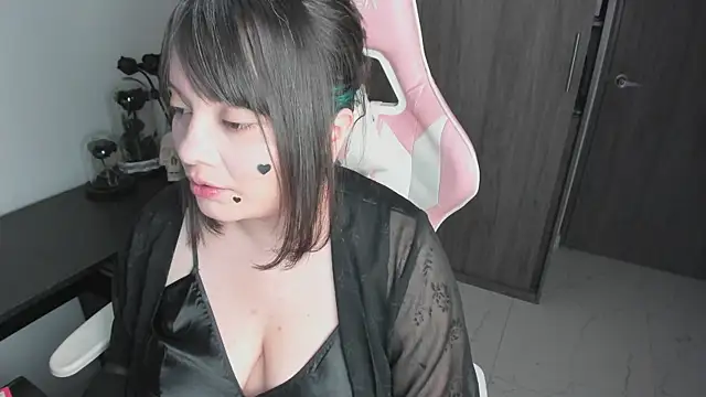 Snapshot of _hikaru_arimura chatting on 15, 4, 2026 hikaru arimura online show from 15, 4, 2026