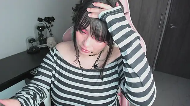 Snapshot of _hikaru_arimura chatting on 16, 4, 2026 hikaru arimura online show from 16, 4, 2026