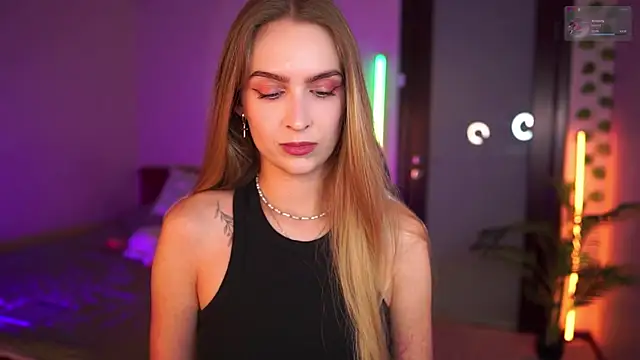 Kamila icee online show from 25, 9, 2025