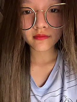 Krixxi22 online show from 28, 10, 2025