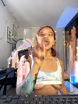 Snapshot of rubi_star chatting on 9, 11, 2025 rubi star online show from 9, 11, 2025