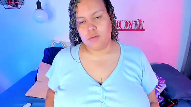 monicabbw  online show from 4, 2, 2025