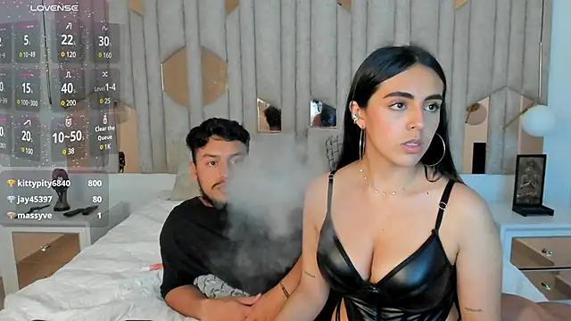 Snapshot of 1m_valery chatting on 5, 12, 2024 1m valery online show from 5, 12, 2024