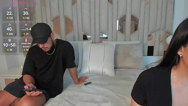 Snapshot of 1m_valery chatting on 5, 3, 2025 1m valery online show from 5, 3, 2025