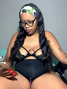 MimiCurves online show from 13, 1, 2026