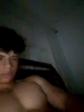 Snapshot of conejoSex_69 chatting on 14, 9, 2025 conejoSex 69 online show from 14, 9, 2025