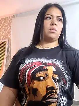 martinna tay online show from 2, 4, 2026