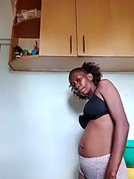 LOVELY-2BERRY online show from 27, 10, 2025