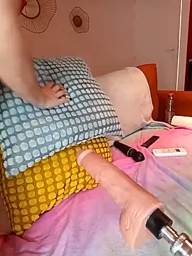 Snapshot of Timide_girl2 chatting on 2, 3, 2026 Timide girl2 online show from 2, 3, 2026