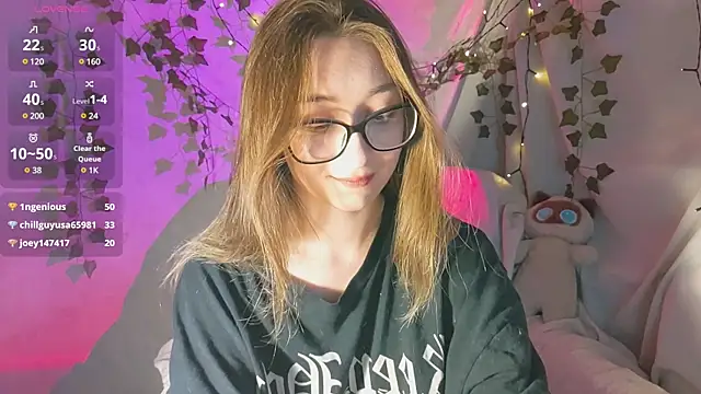 Snapshot of monlight__dana chatting on 6, 12, 2024 monlight dana online show from 6, 12, 2024