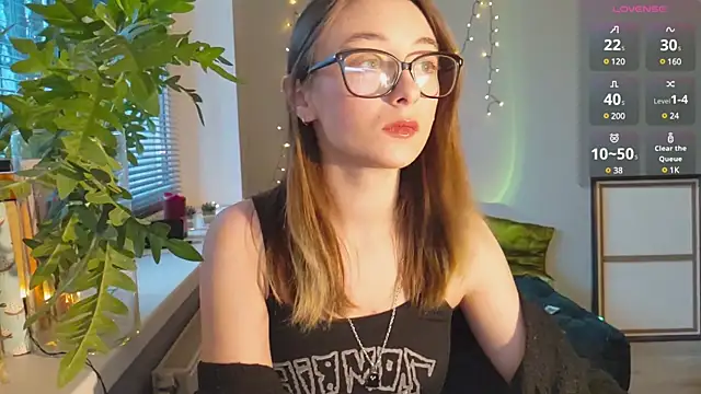 Snapshot of monlight__dana chatting on 23, 12, 2024 monlight dana online show from 23, 12, 2024