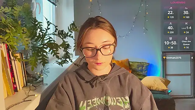 Snapshot of monlight__dana chatting on 3, 1, 2025 monlight dana online show from 3, 1, 2025